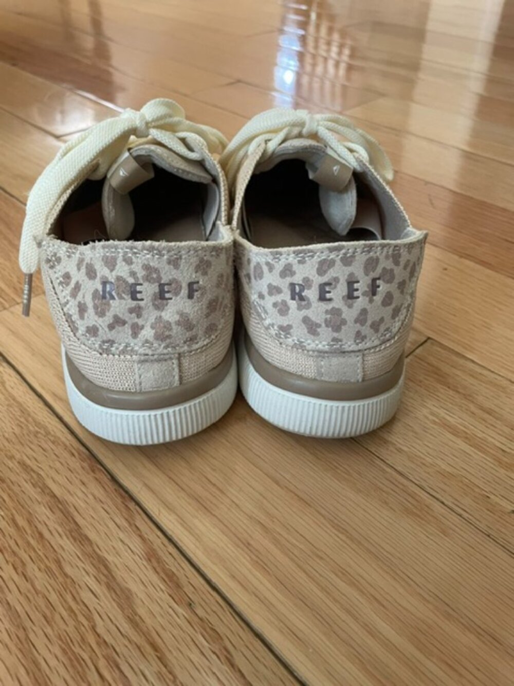 Reef Women's Knit Lace-Up Sneakers - Picture 2 of 4